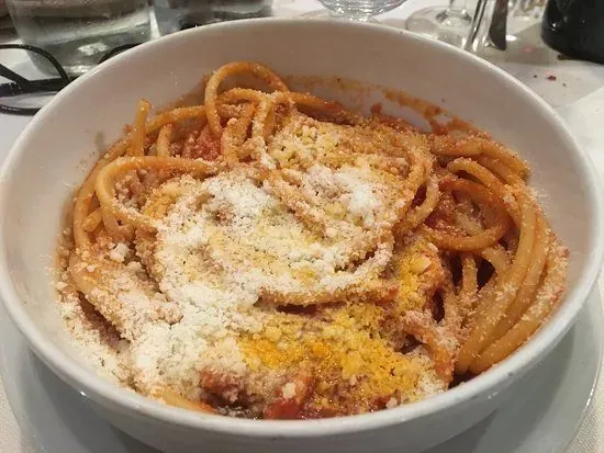 bucatino-alla-amatriciana (1)
