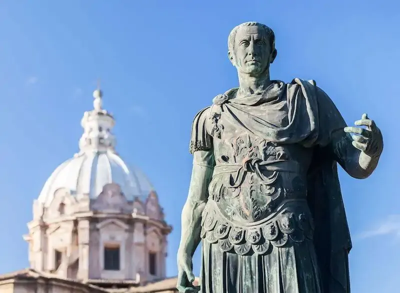 13-surprising-facts-about-the-julius-caesar-statue-1694361932
