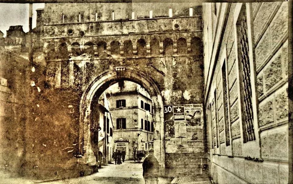 Late 1800s White Star Line advertisement featuring a steamship and details for passage to America