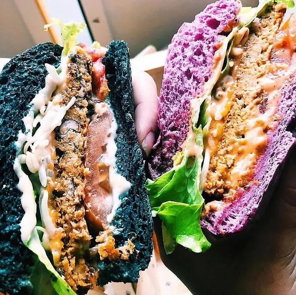 Flower-Burgers-Happy-Cow