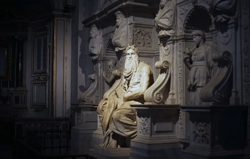 Moses-by-Michelangelo-Famous-Statues-in-Rome
