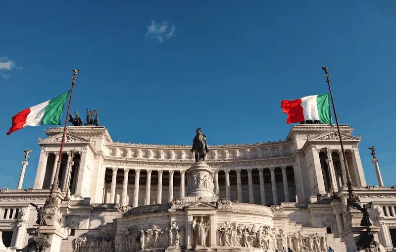 The Vittoriano (Altar of the Fatherland) is home to some of the most famous statues in Rome