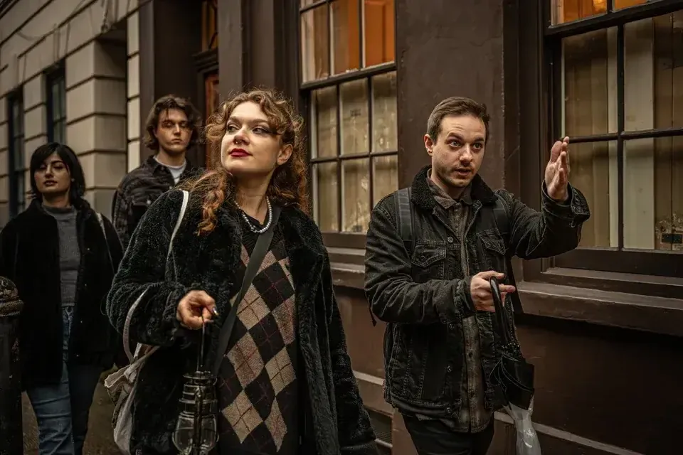 Night exploration of Whitechapel on London Jack the Ripper tour